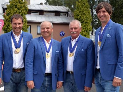 Российские пилотажники завоевали половину наград чемпионата Европы